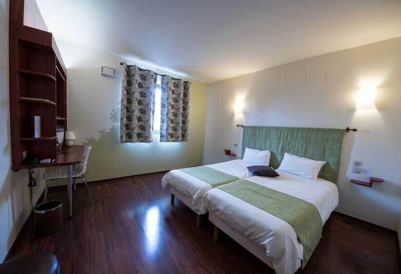 Номер Комфорт, L Hôtel De Chartres