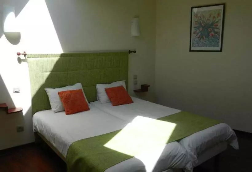 コンフォートルーム, L Hôtel De Chartres