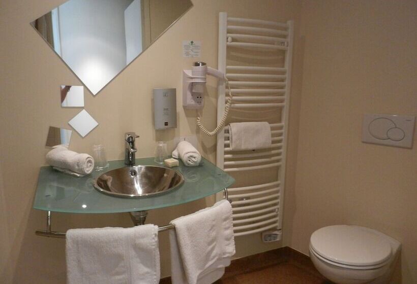 Номер Комфорт, L Hôtel De Chartres