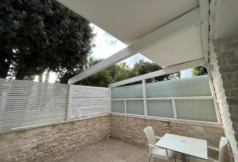 اتاق استاندارد اینتریور, Lafayette