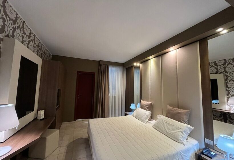 اتاق استاندارد, Lafayette