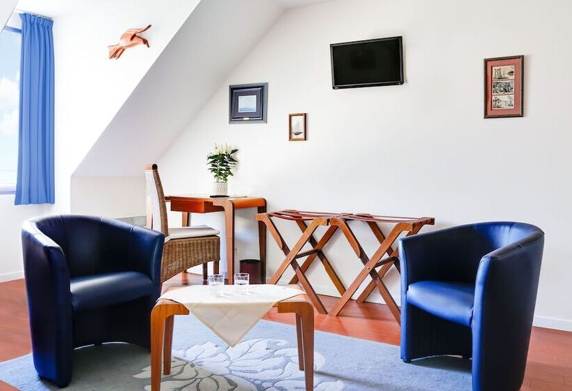 חדר סופריור, Le Chevalier Gambette