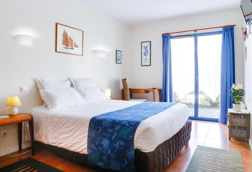 חדר קלאסי, Le Chevalier Gambette