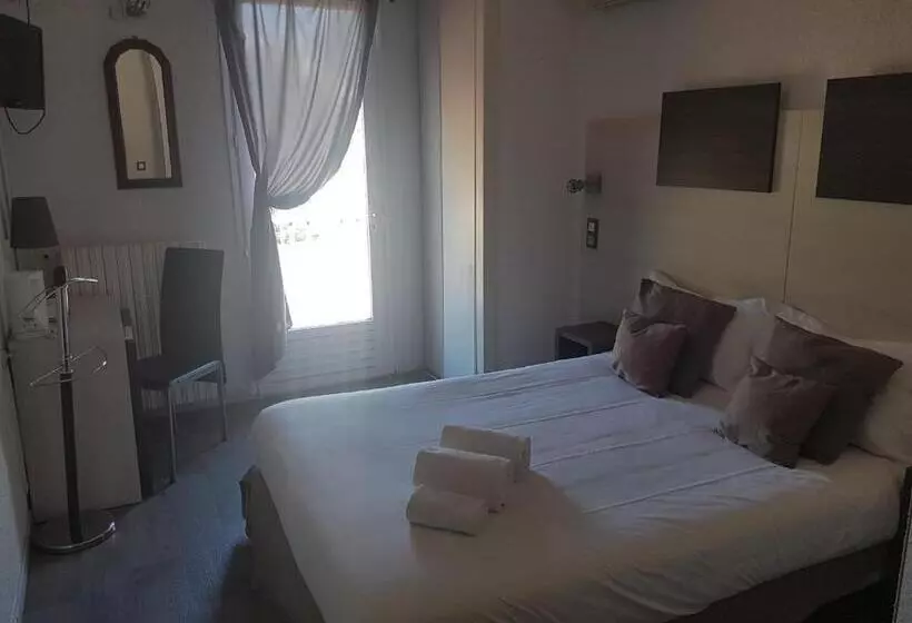 スタンダードシングルルーム, Logis Hôtel Restaurant Les Charmettes