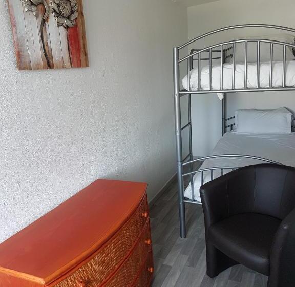 家庭间, Logis Hôtel Restaurant Les Charmettes