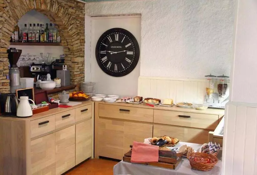 ファミリールーム, Logis Hôtel Restaurant Les Charmettes