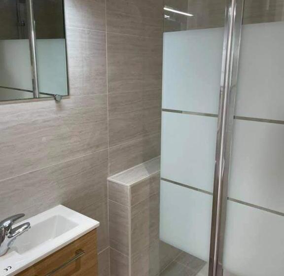 家庭间, Logis Hôtel Restaurant Les Charmettes