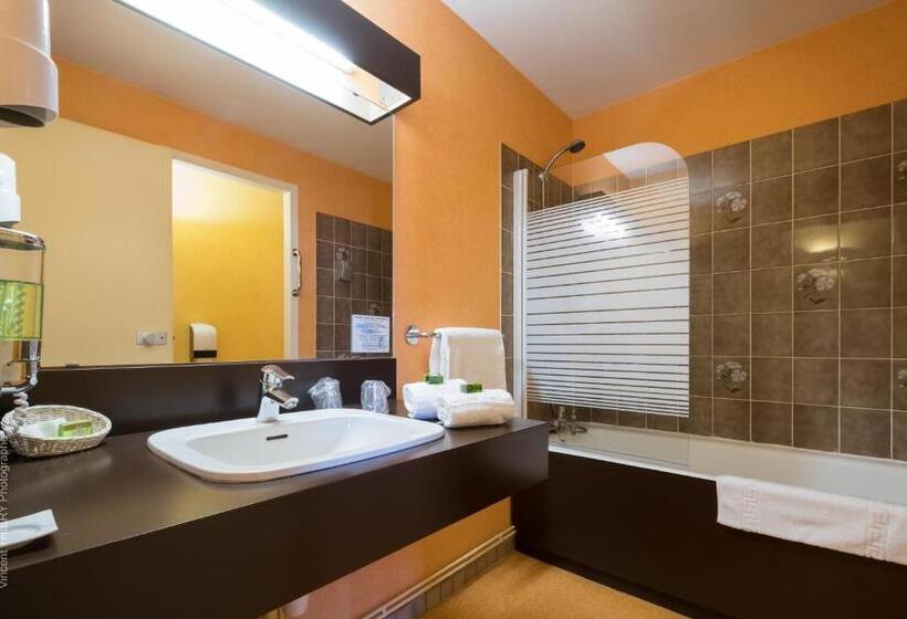 Номер Стандарт Трехместный, Logis Hôtel Atrium Epinal Golbey Chavelot