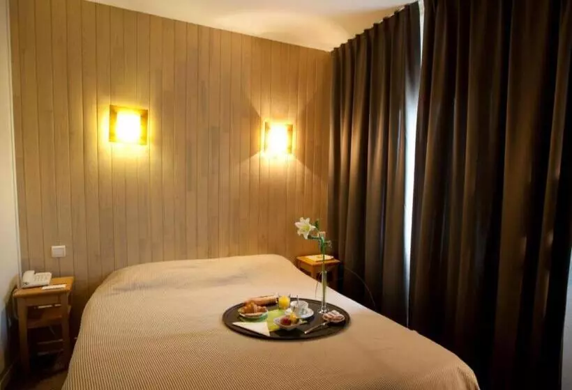 スタンダードトリプルルーム, Logis Hôtel Le Relais