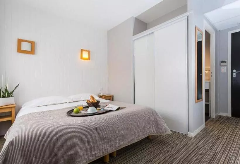 身障者適用スーペリアールーム, Logis Hôtel Le Relais