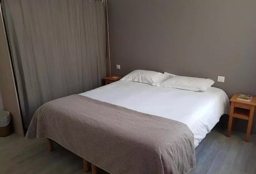 スタンダードシングルルーム, Logis Hôtel Le Relais
