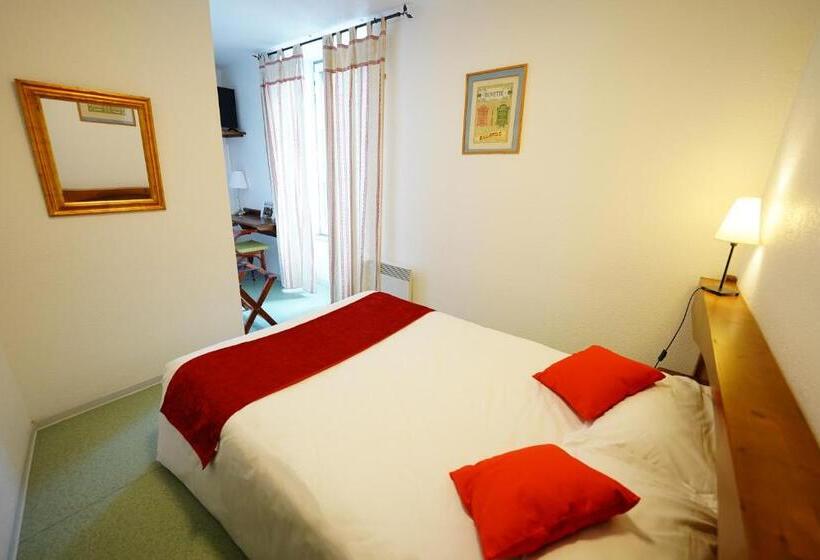 غرفة قياسية, Le Relais Des Remparts