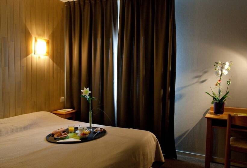 غرفة قياسية, Logis Hôtel Le Relais