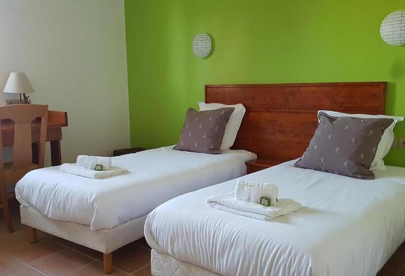 스탠다드 룸, Logis Hôtel Restaurant Le Mas De Mon Père