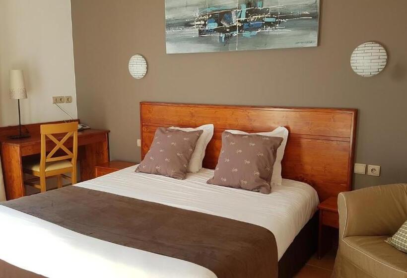 스탠다드 발코니 룸, Logis Hôtel Restaurant Le Mas De Mon Père