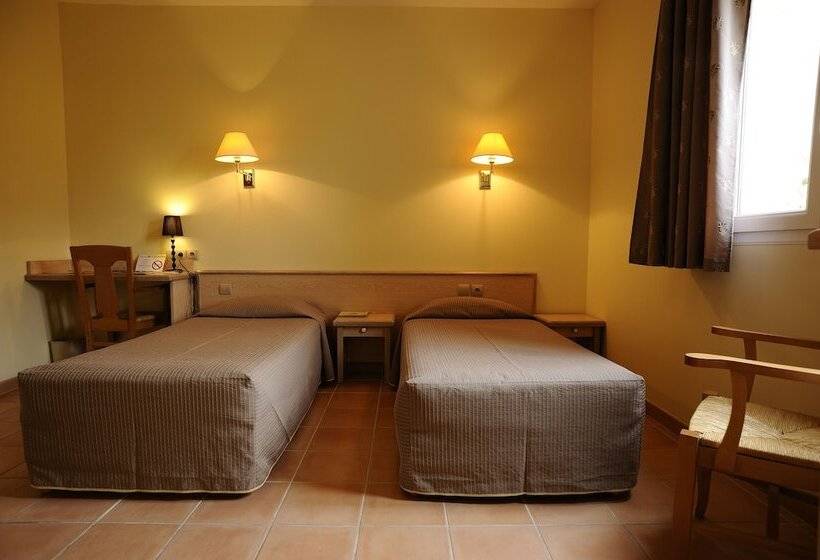 스탠다드 룸, Logis Hôtel Restaurant Le Mas De Mon Père