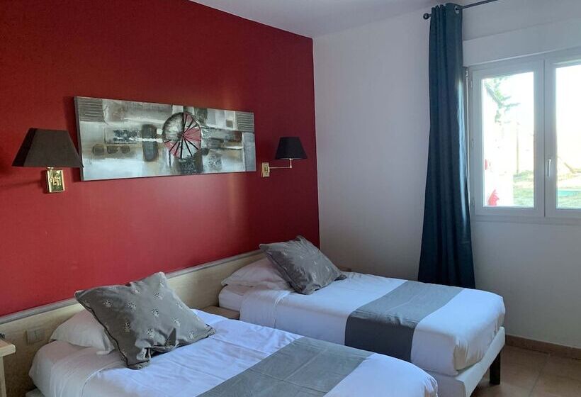 스탠다드 룸, Logis Hôtel Restaurant Le Mas De Mon Père