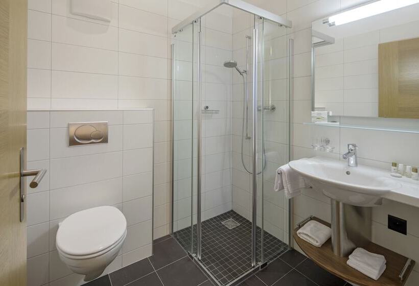 اتاق استاندارد, Phoenix