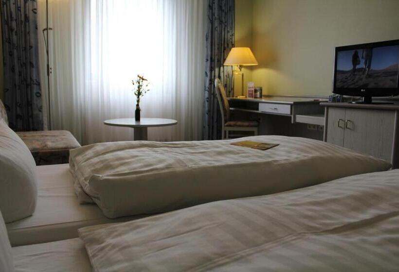 스탠다드 룸, Rennsteig