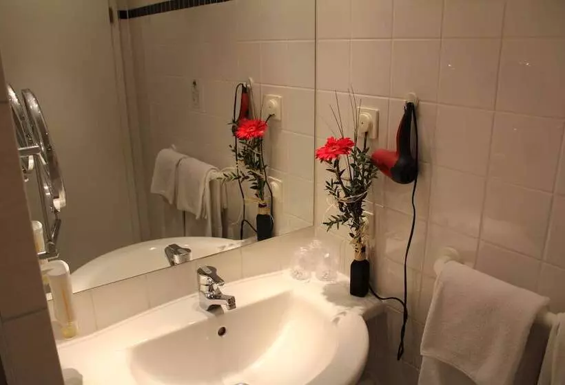 اتاق استاندارد یک نفره, Rennsteig