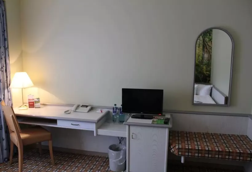 اتاق استاندارد یک نفره, Rennsteig