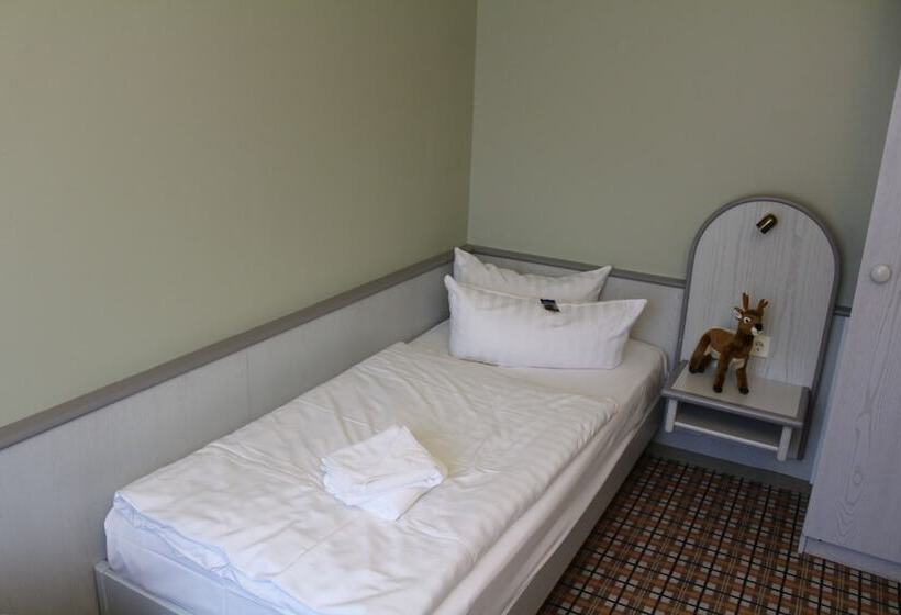 스탠다드 트리플 룸, Rennsteig