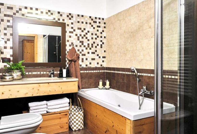 جناح جونيور, Boutique Hotel E Chalets Salvadori