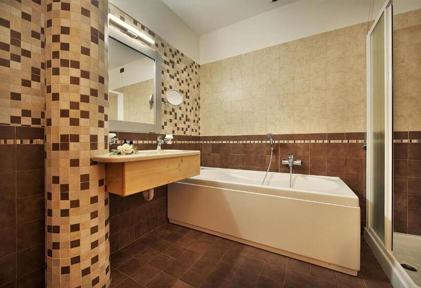Люкс, Boutique Hotel E Chalets Salvadori