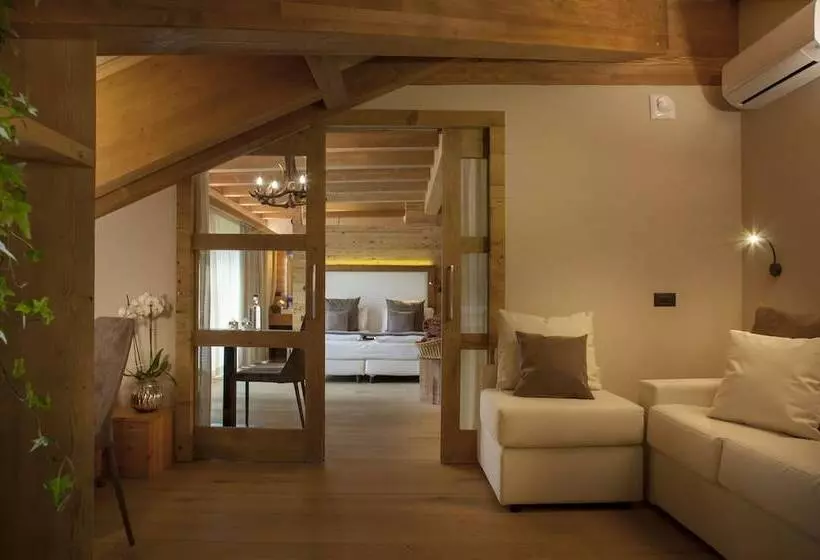 スイート, Boutique Hotel E Chalets Salvadori