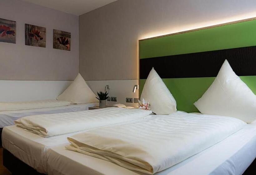 Standard Kolmen Hengen Huone, Sonne Das Kleine Altstadt