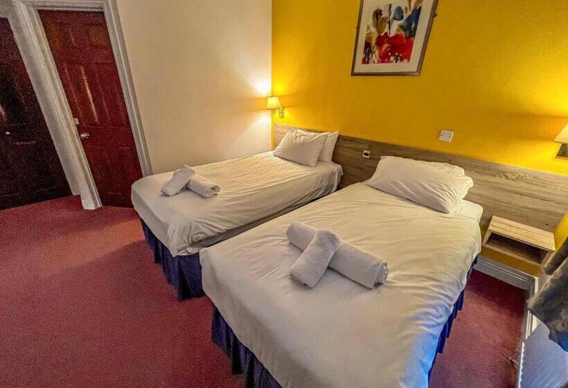 Номер Стандарт, The Red Lion