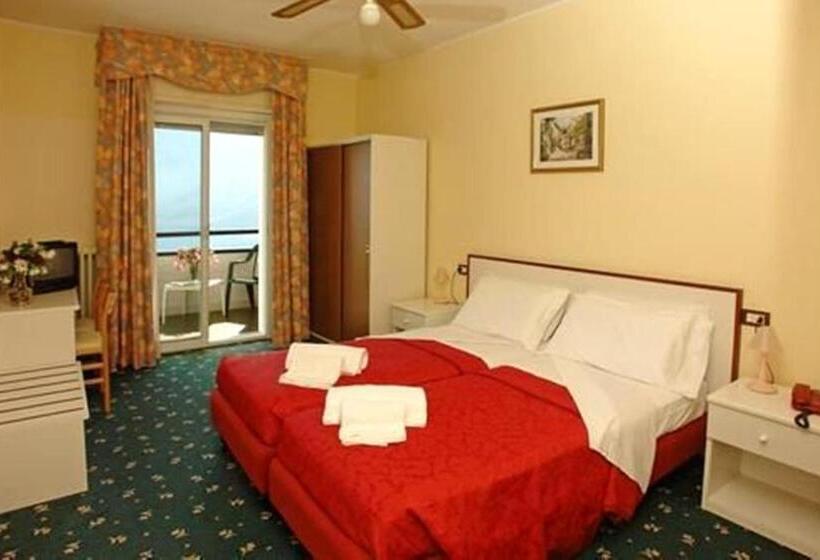 스탠다드 룸 호수 전망, Village Bazzanega   Montagnoli Group