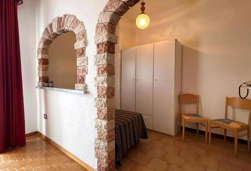 スタンダードトリプルルーム, Village Bazzanega   Montagnoli Group