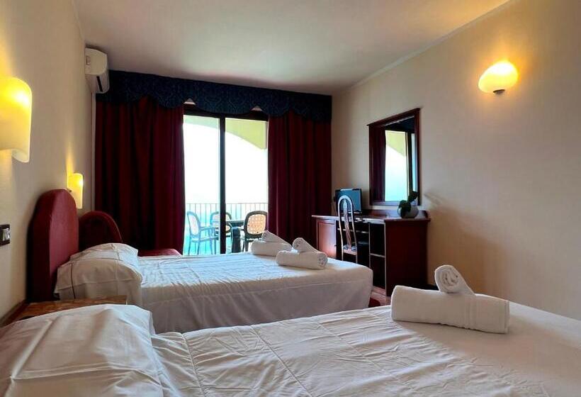 4인용 수피리어 룸, Village Bazzanega   Montagnoli Group