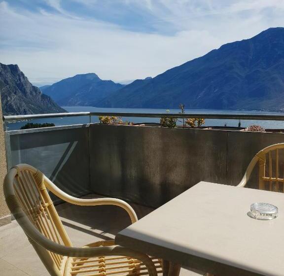 디럭스 트리플 룸, Village Bazzanega   Montagnoli Group