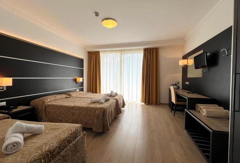 Трехместный Номер Deluxe, Village Bazzanega   Montagnoli Group