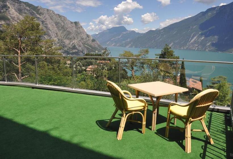 Семейный Номер Deluxe, Village Bazzanega   Montagnoli Group