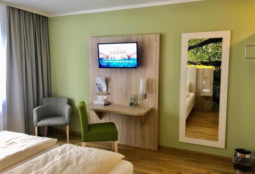 수피리어 싱글 룸, Zur Kanone