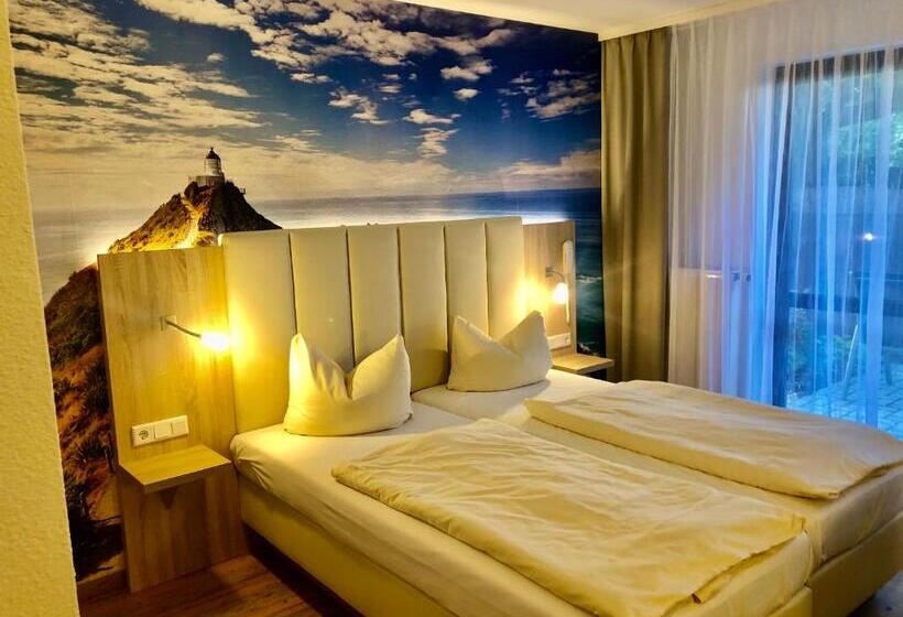 수피리어 룸, Zur Kanone