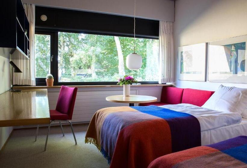 Номер Basic, Kysthotellet