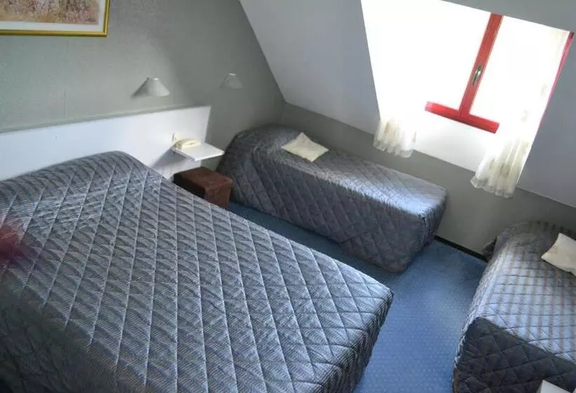 スタンダード４人部屋, Logis Hôtel Lucotel