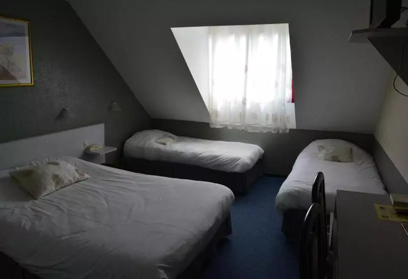 スタンダード４人部屋, Logis Hôtel Lucotel