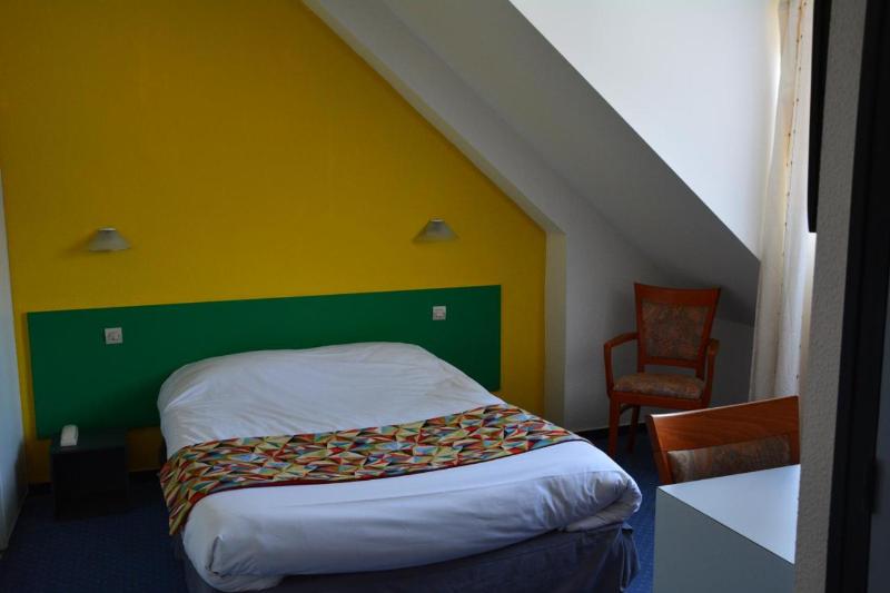 غرفة قياسية, Logis Hôtel Lucotel