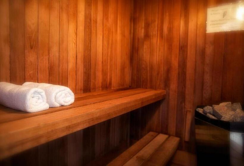 سوئیت با وان آب گرم, Motel Drummond