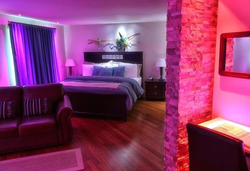 جناح مزود بجاكوزى, Motel Drummond