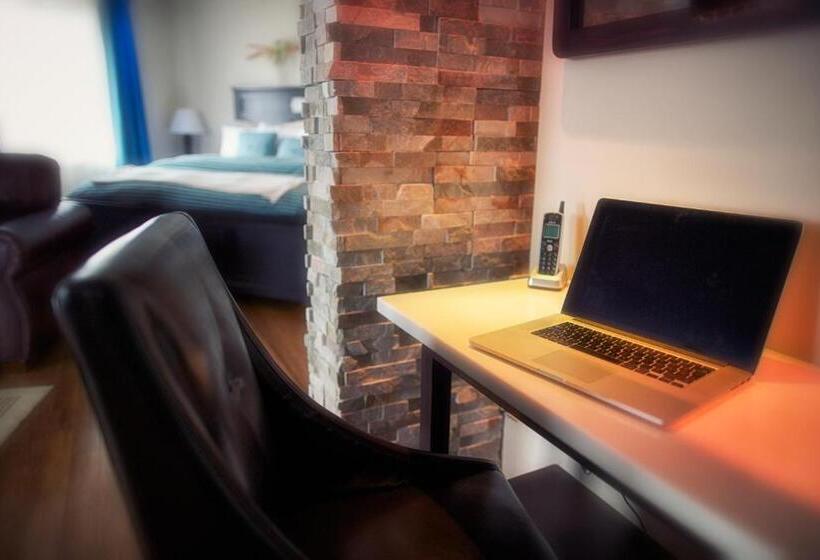 جناح مزود بجاكوزى, Motel Drummond