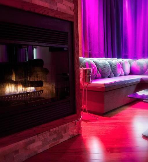 جناح مزود بجاكوزى, Motel Drummond