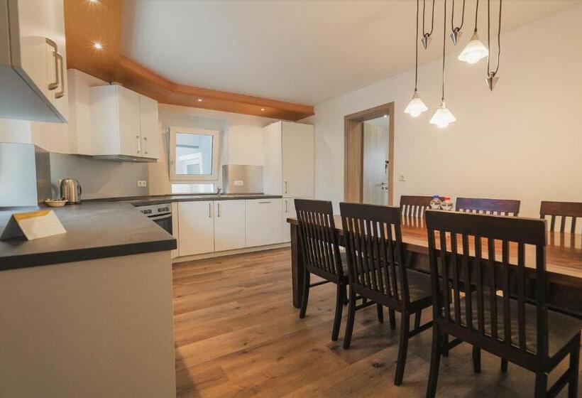 Huoneisto 2 Makuuhuonetta, Park Hotel & Gästehaus Rust