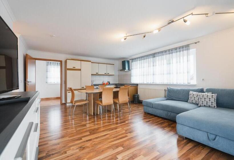 Huoneisto 2 Makuuhuonetta, Park Hotel & Gästehaus Rust