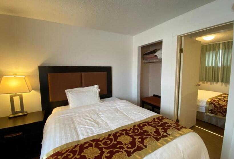 סוויטה דלוקס, Rondo Motel